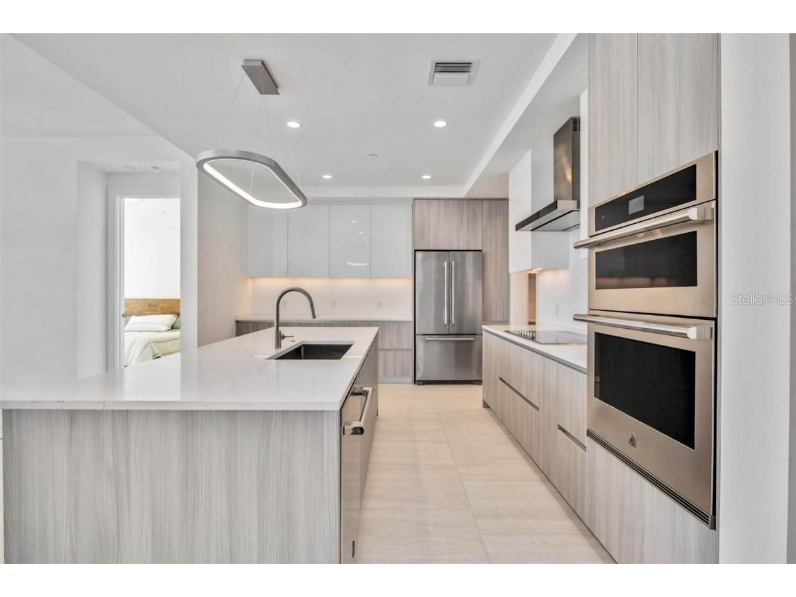 301 Quay Commons #1711 Sarasota FL 34236 A4652453 image22