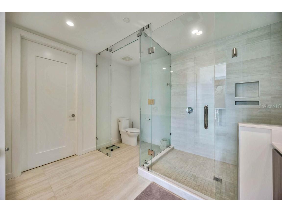 301 Quay Commons #1711 Sarasota FL 34236 A4652453 image30