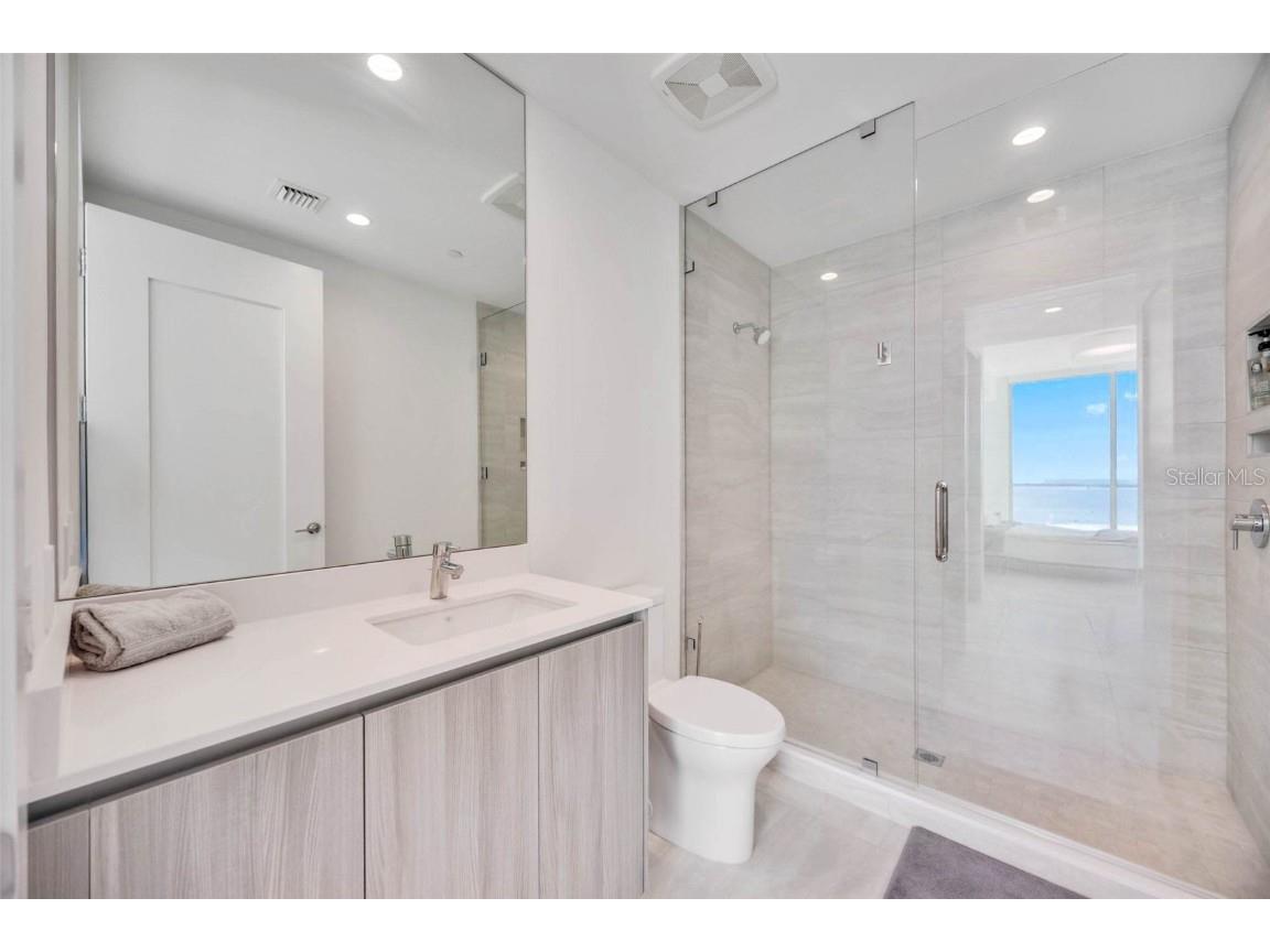 301 Quay Commons #1711 Sarasota FL 34236 A4652453 image39