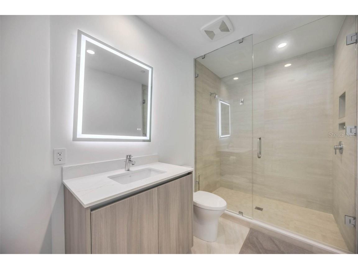 301 Quay Commons #1711 Sarasota FL 34236 A4652453 image40