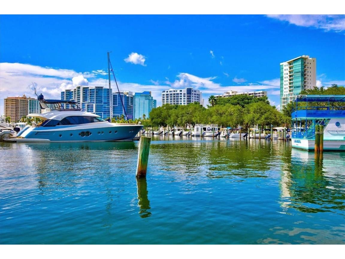 301 Quay Commons #1711 Sarasota FL 34236 A4652453 image83