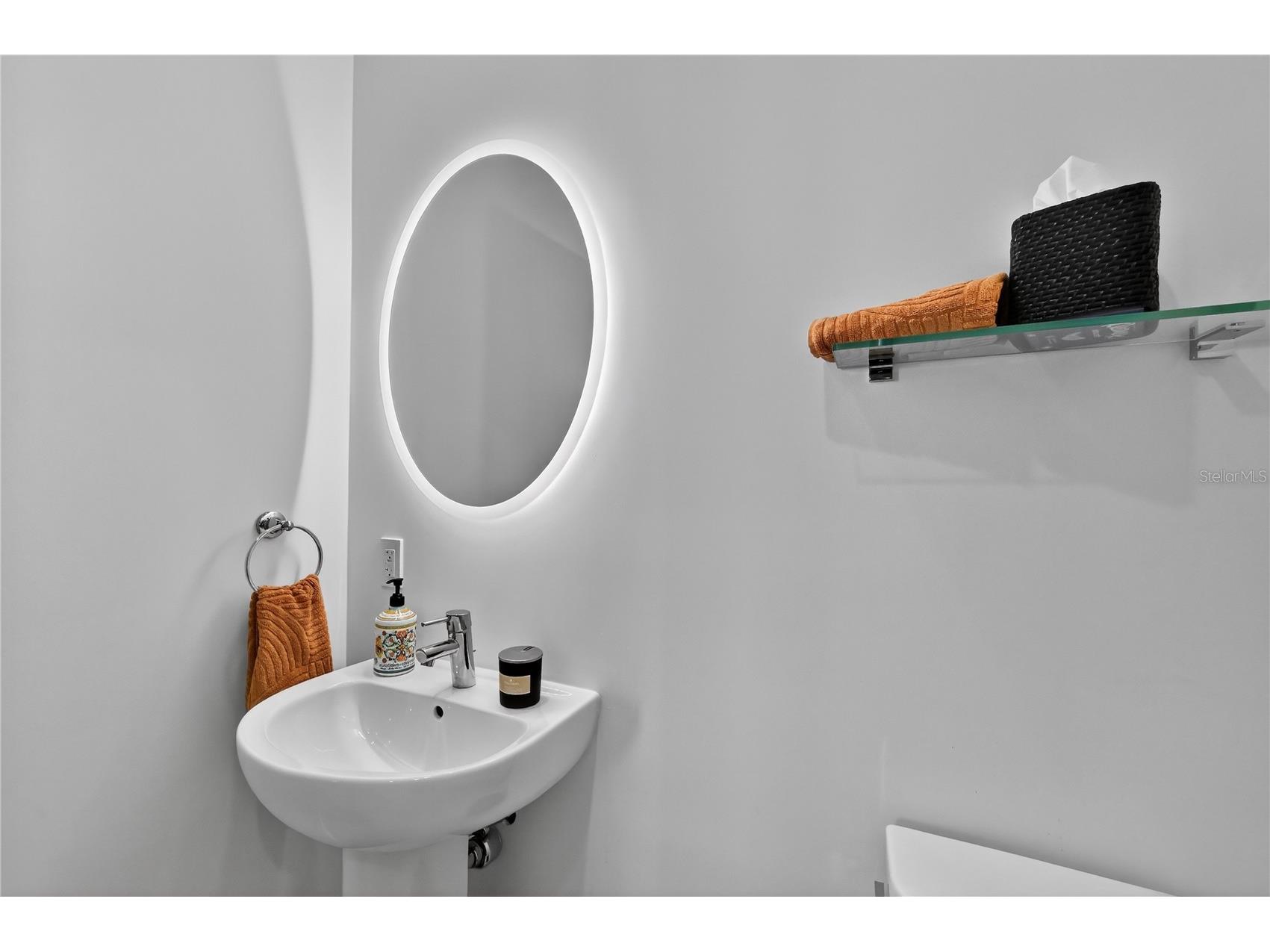 301 Quay Commons #1807 Sarasota FL 34236 A4676742 image18