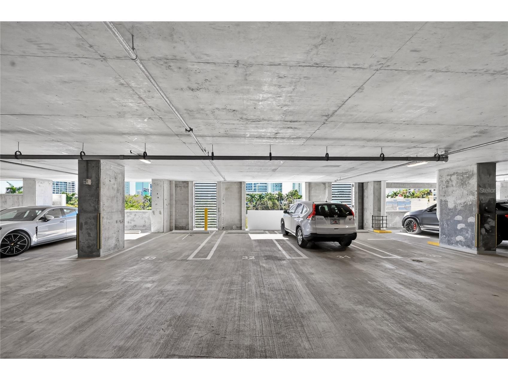 301 Quay Commons #1807 Sarasota FL 34236 A4676742 image30