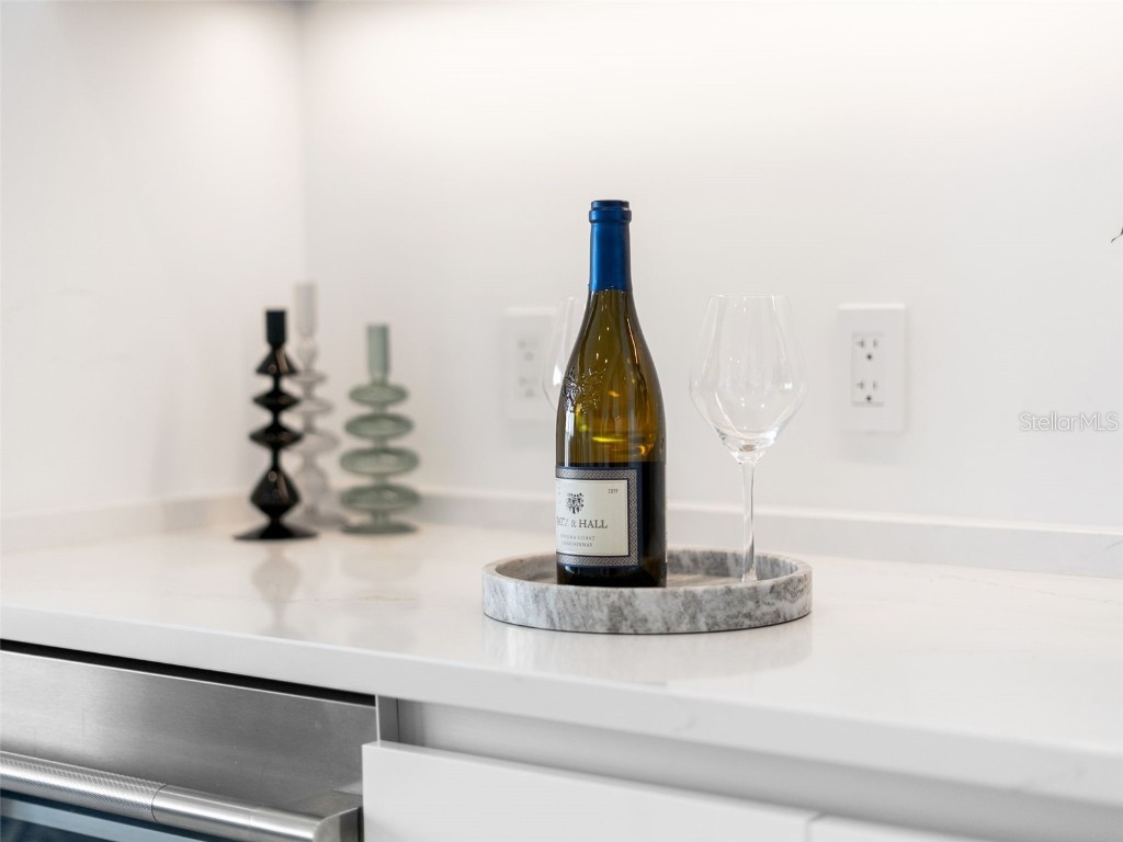 301 Quay Commons #1809 Sarasota FL 34236 A4639126 image14