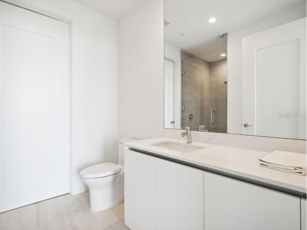 301 Quay Commons #1809 Sarasota FL 34236 A4639126 image36