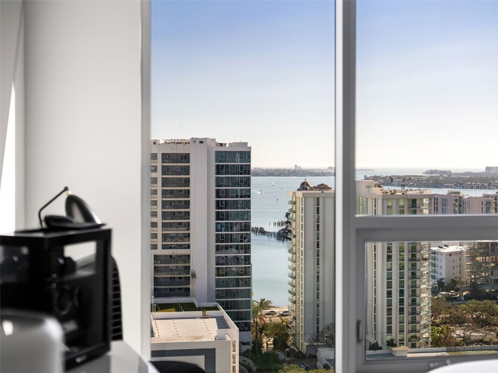 301 Quay Commons #1809 Sarasota FL 34236 A4639126 image7