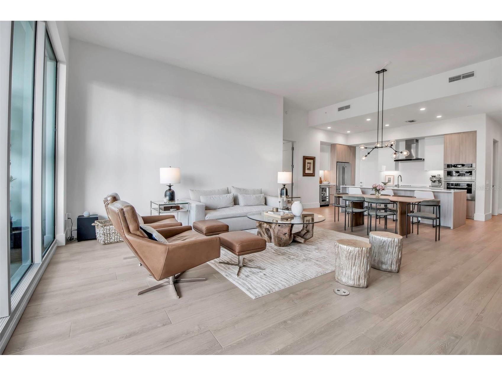 301 Quay Commons #503 Sarasota FL 34236 A4666387 image12