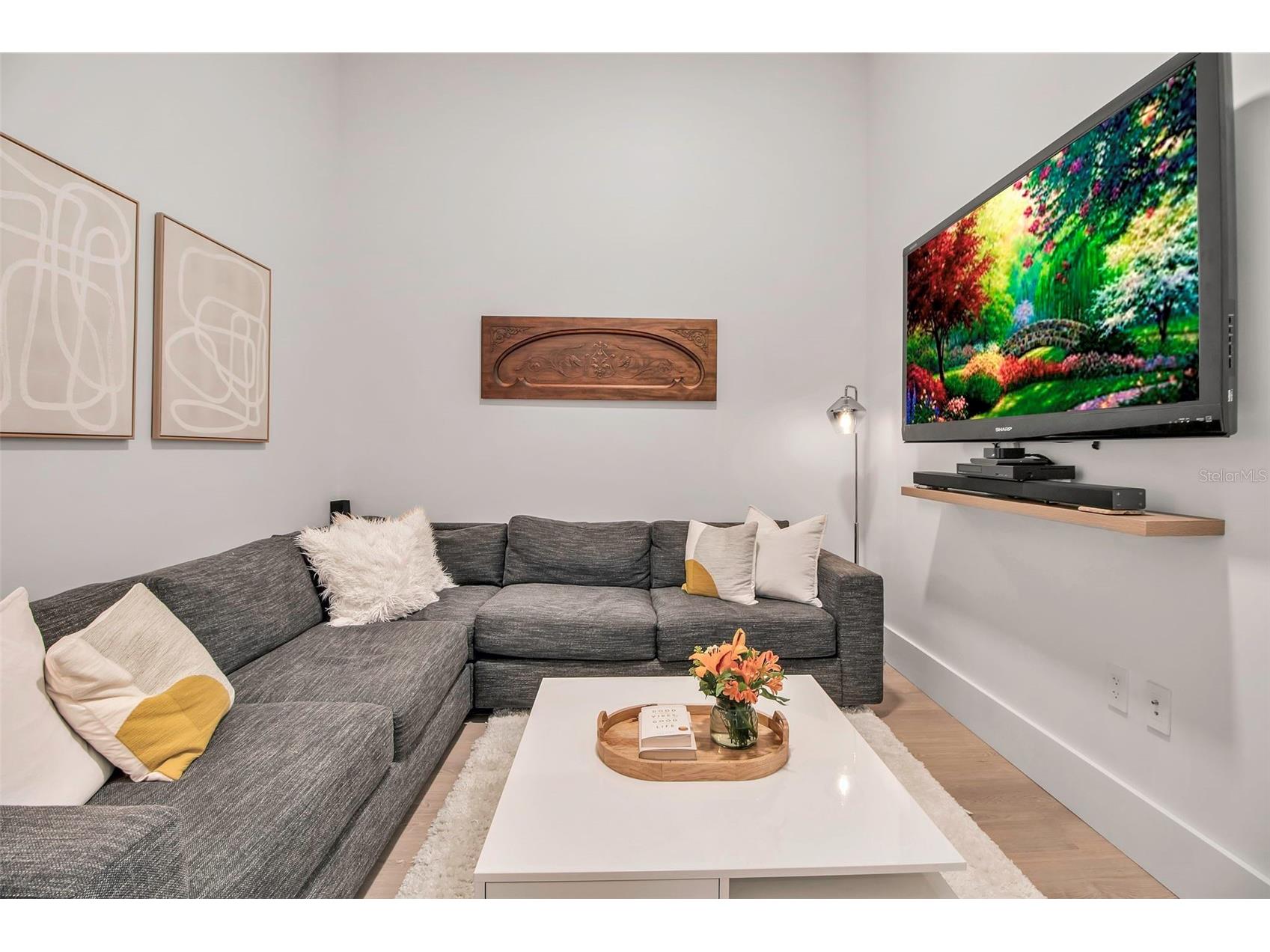 301 Quay Commons #503 Sarasota FL 34236 A4666387 image21