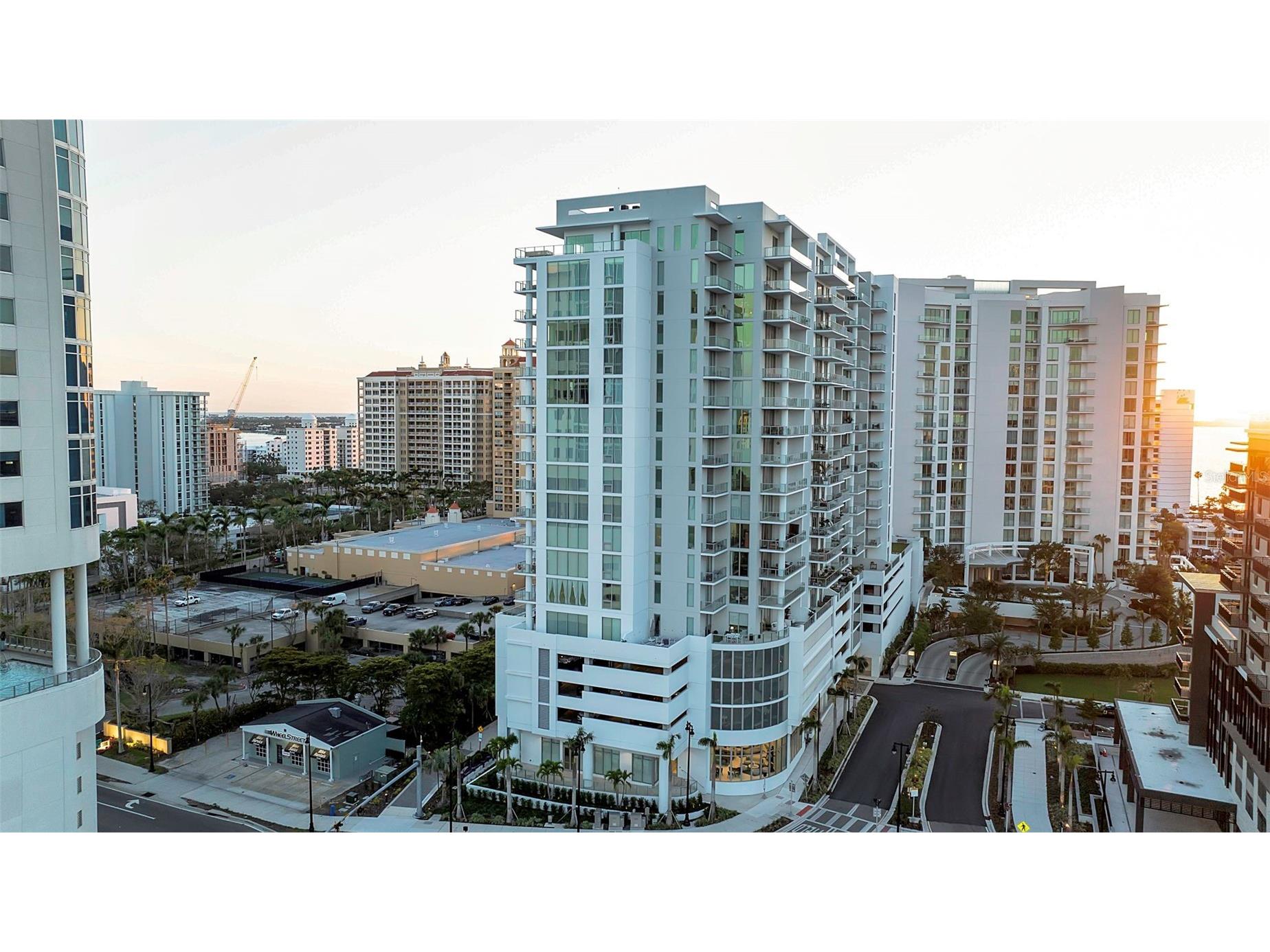 301 Quay Commons #503 Sarasota FL 34236 A4666387 image41