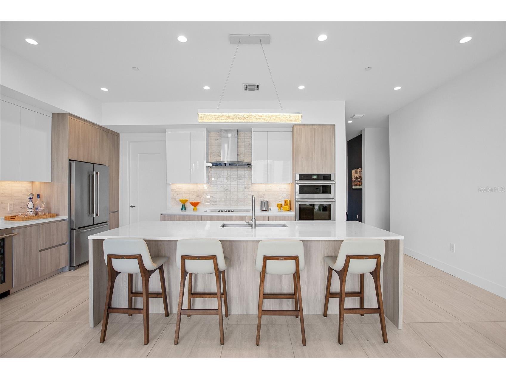301 Quay Commons #509 Sarasota FL 34236 A4685046 image10