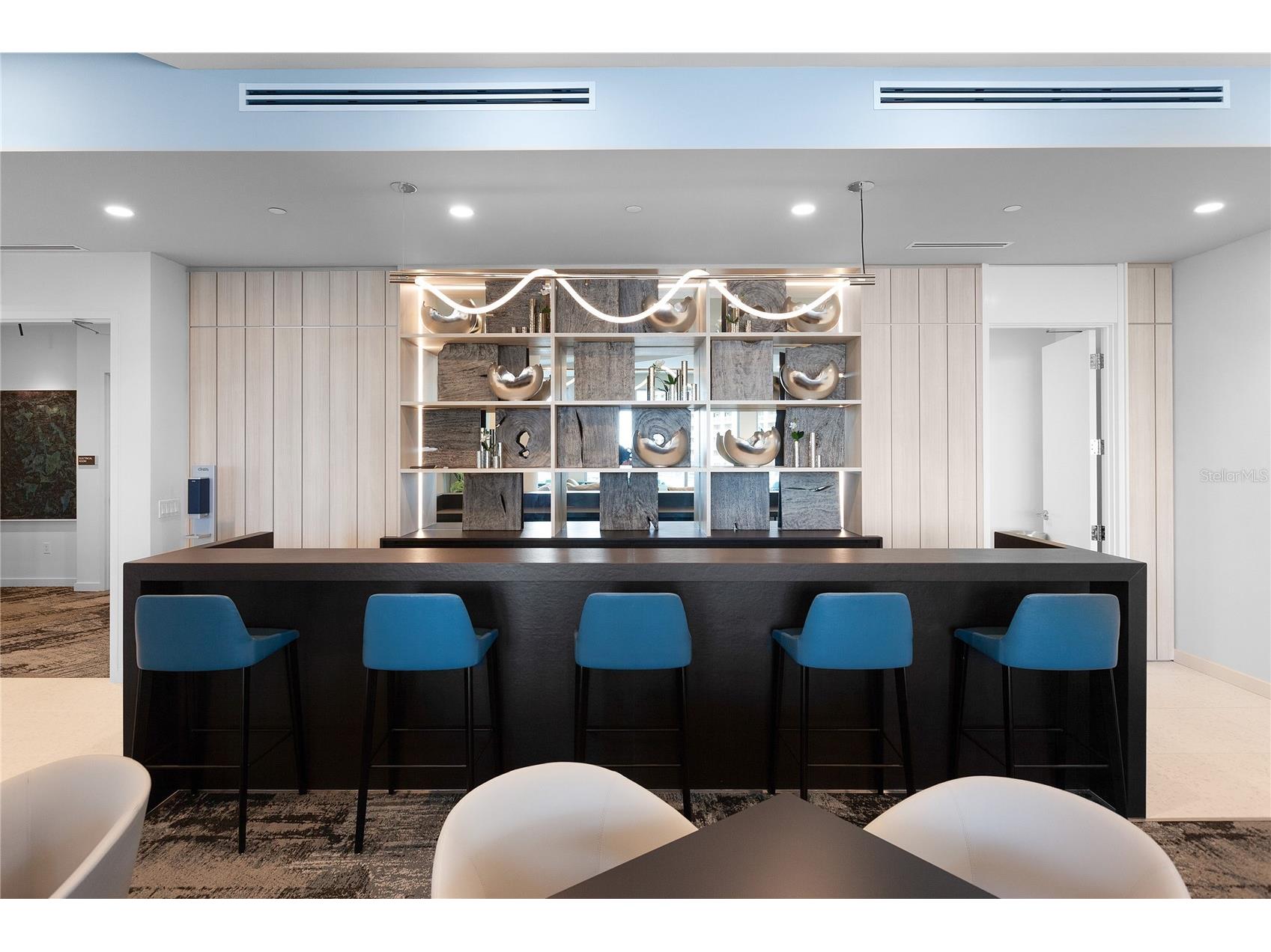 301 Quay Commons #509 Sarasota FL 34236 A4685046 image32