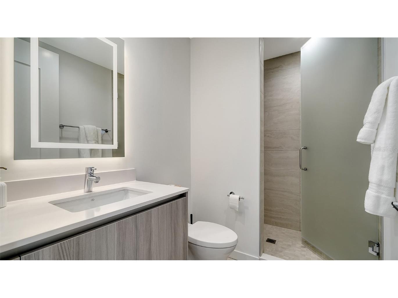 301 Quay Commons Drive #704 Sarasota FL 34236 A4591618 image21