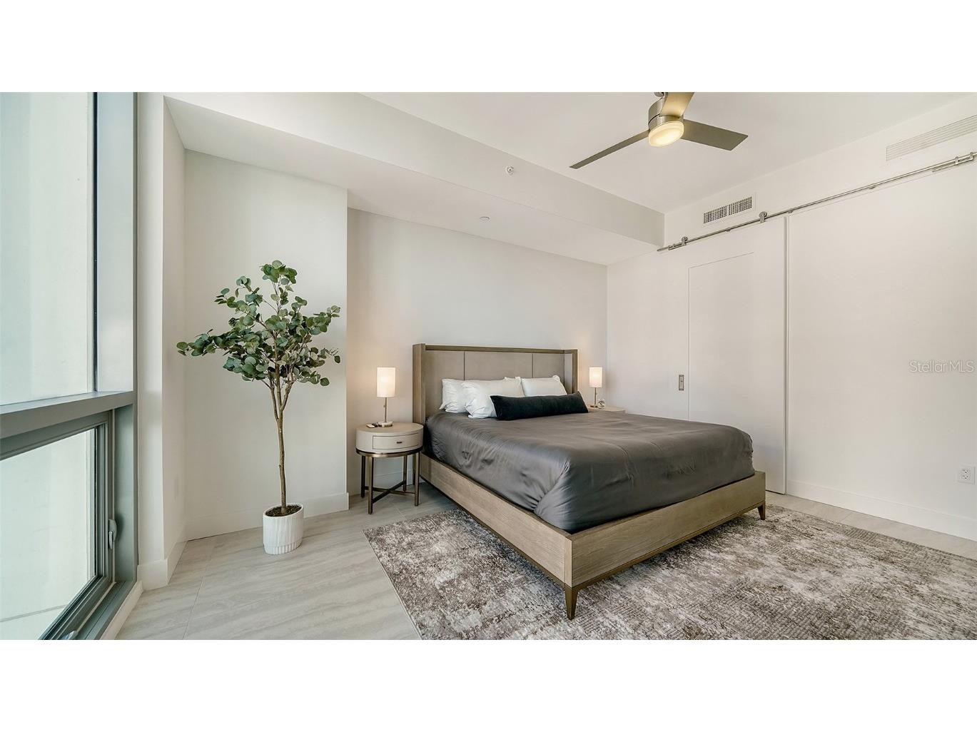 301 Quay Commons Drive #704 Sarasota FL 34236 A4591618 image24