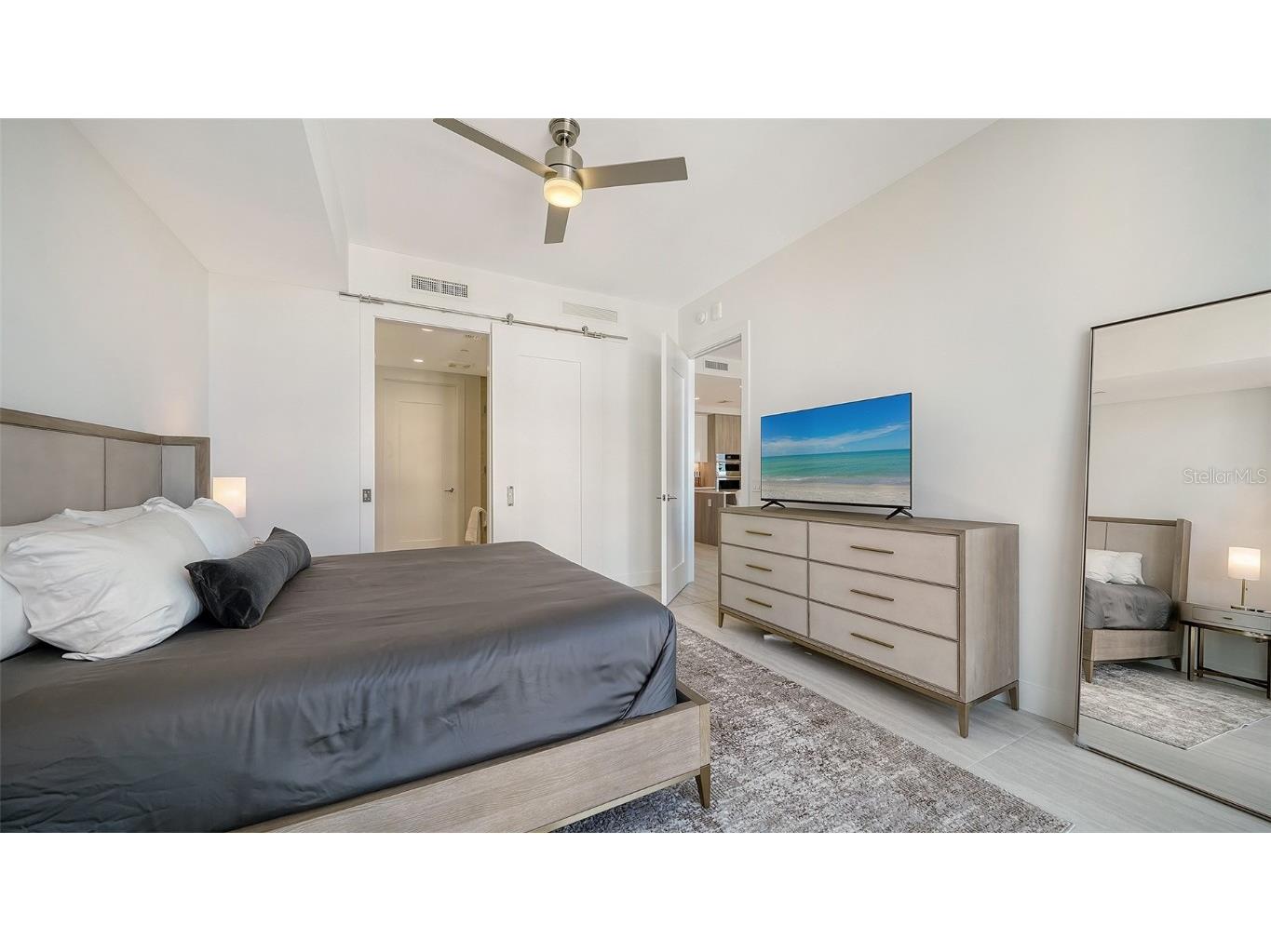 301 Quay Commons Drive #704 Sarasota FL 34236 A4591618 image25