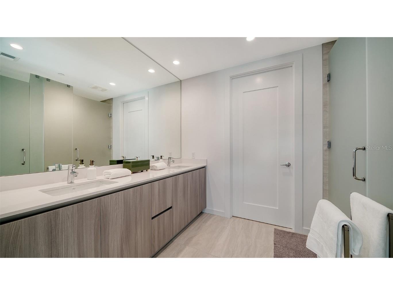 301 Quay Commons Drive #704 Sarasota FL 34236 A4591618 image27