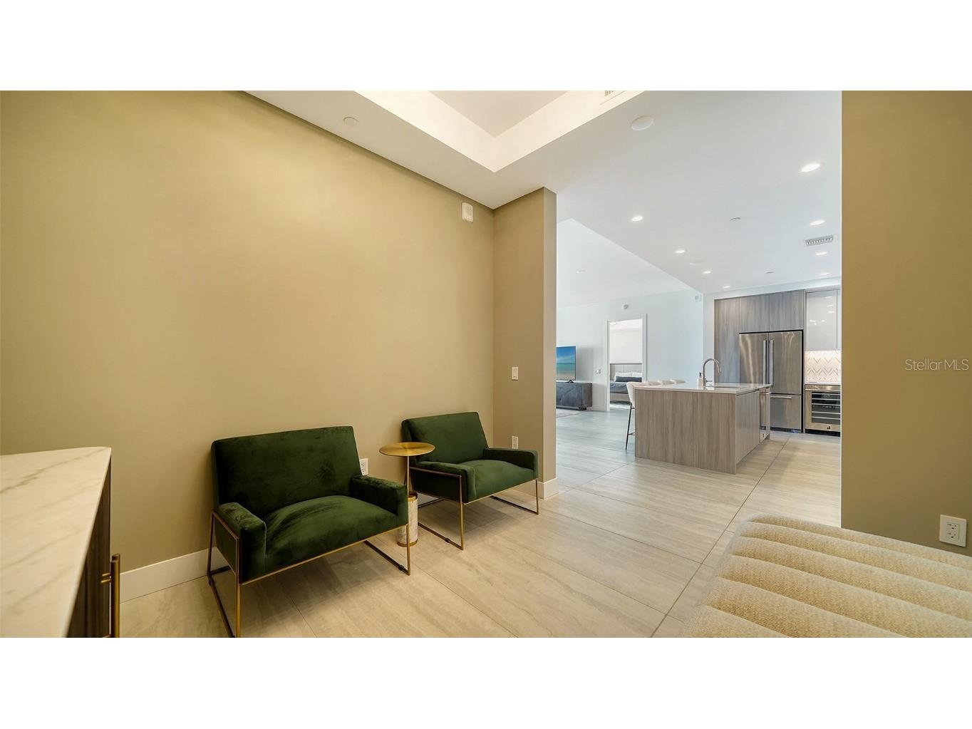 301 Quay Commons Drive #704 Sarasota FL 34236 A4591618 image5