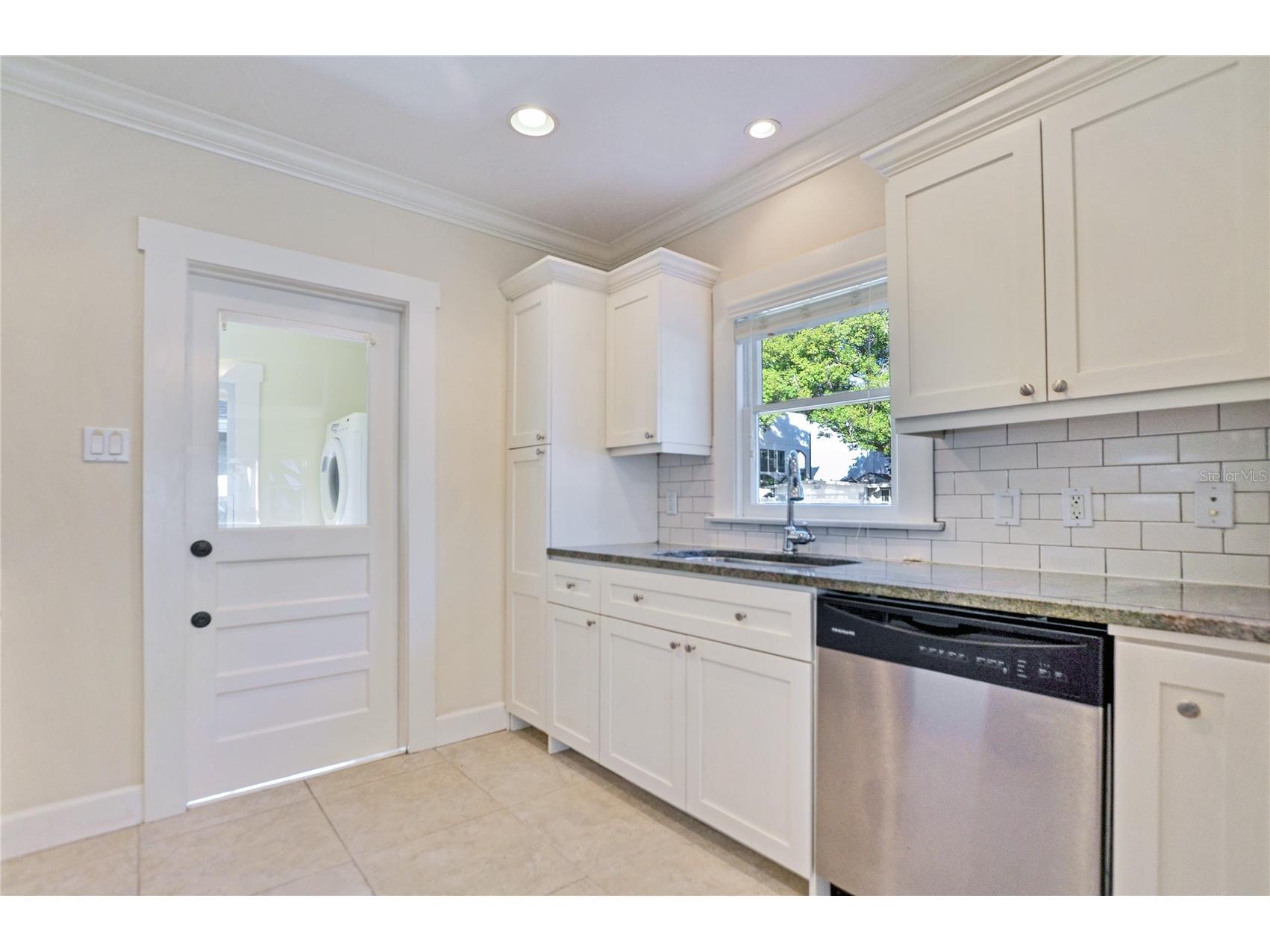 301 S Audubon Avenue Tampa FL 33609 TB8497491 image15
