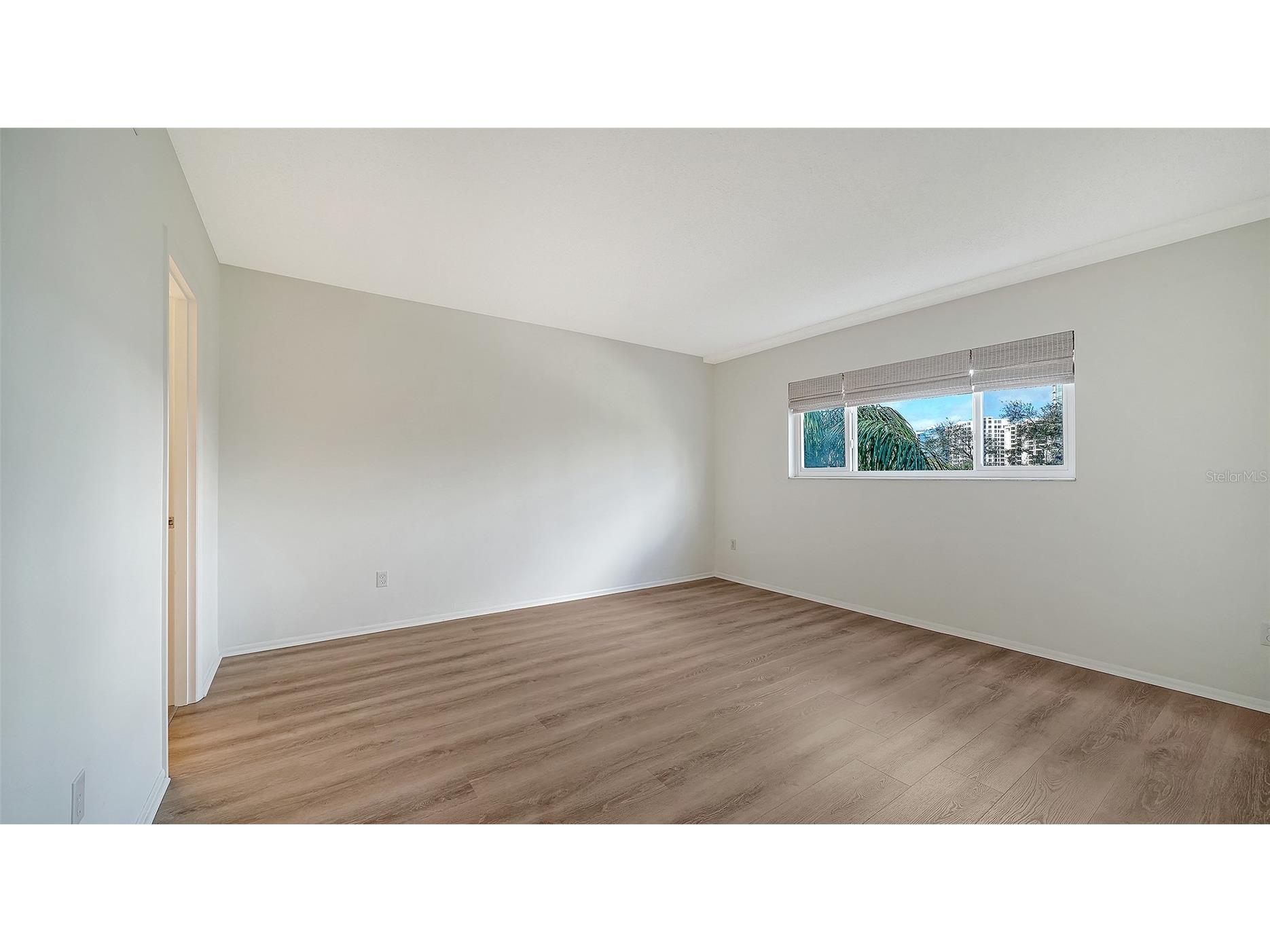 301 S Gulfstream Avenue #303 Sarasota FL 34236 A4682406 image17