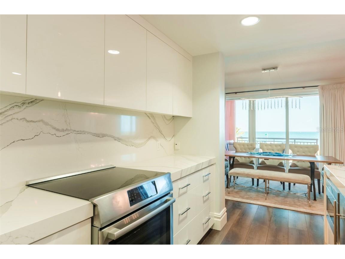 301 S Gulfview Boulevard #304 Clearwater Beach FL 33767 TB8384513 image12