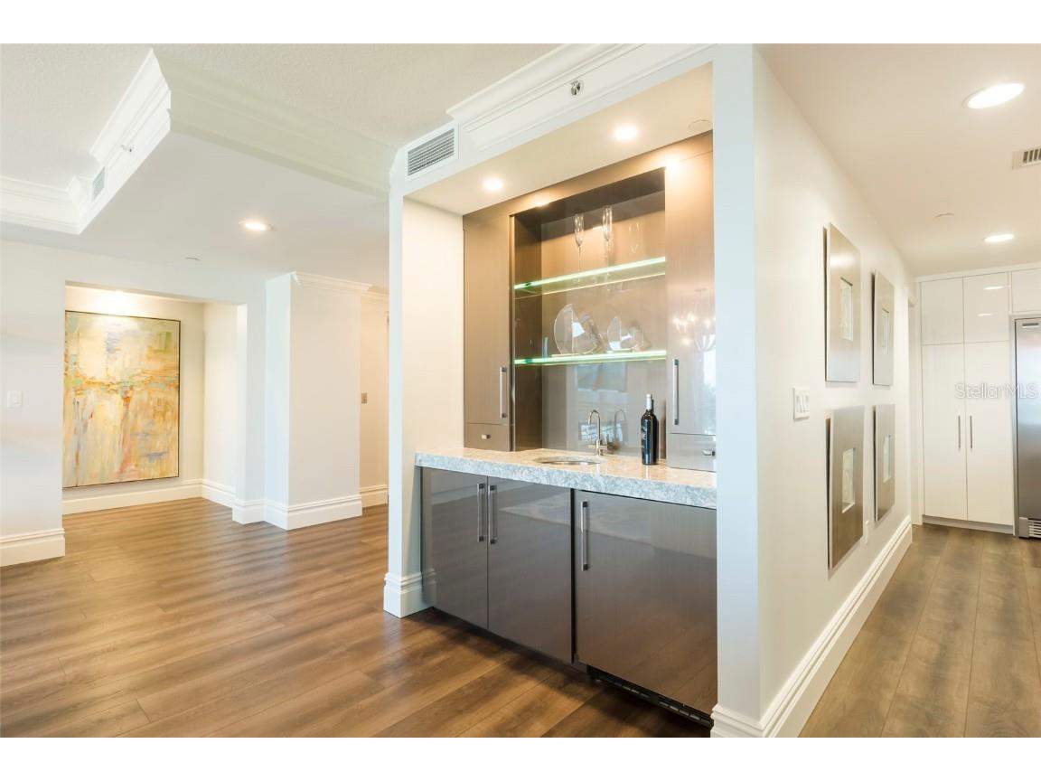 301 S Gulfview Boulevard #304 Clearwater Beach FL 33767 TB8384513 image15