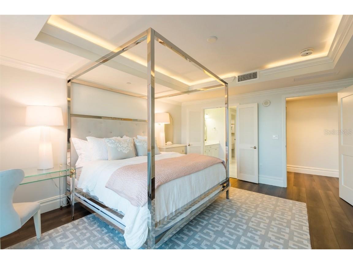 301 S Gulfview Boulevard #304 Clearwater Beach FL 33767 TB8384513 image31