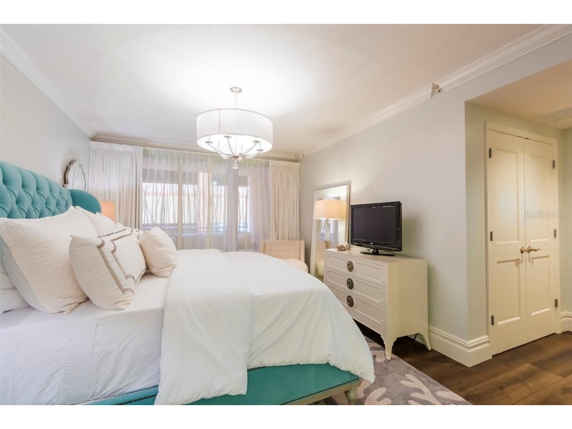 301 S Gulfview Boulevard #304 Clearwater Beach FL 33767 TB8384513 image38