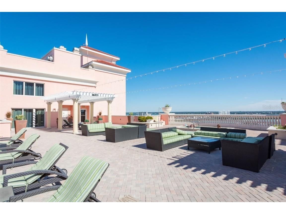 301 S Gulfview Boulevard #304 Clearwater Beach FL 33767 TB8384513 image48