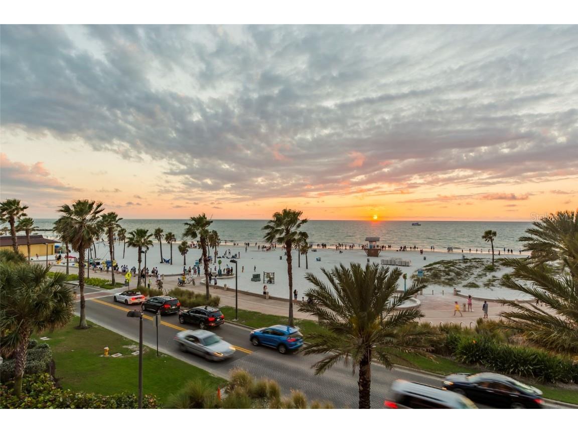 301 S Gulfview Boulevard #304 Clearwater Beach FL 33767 TB8384513 image50