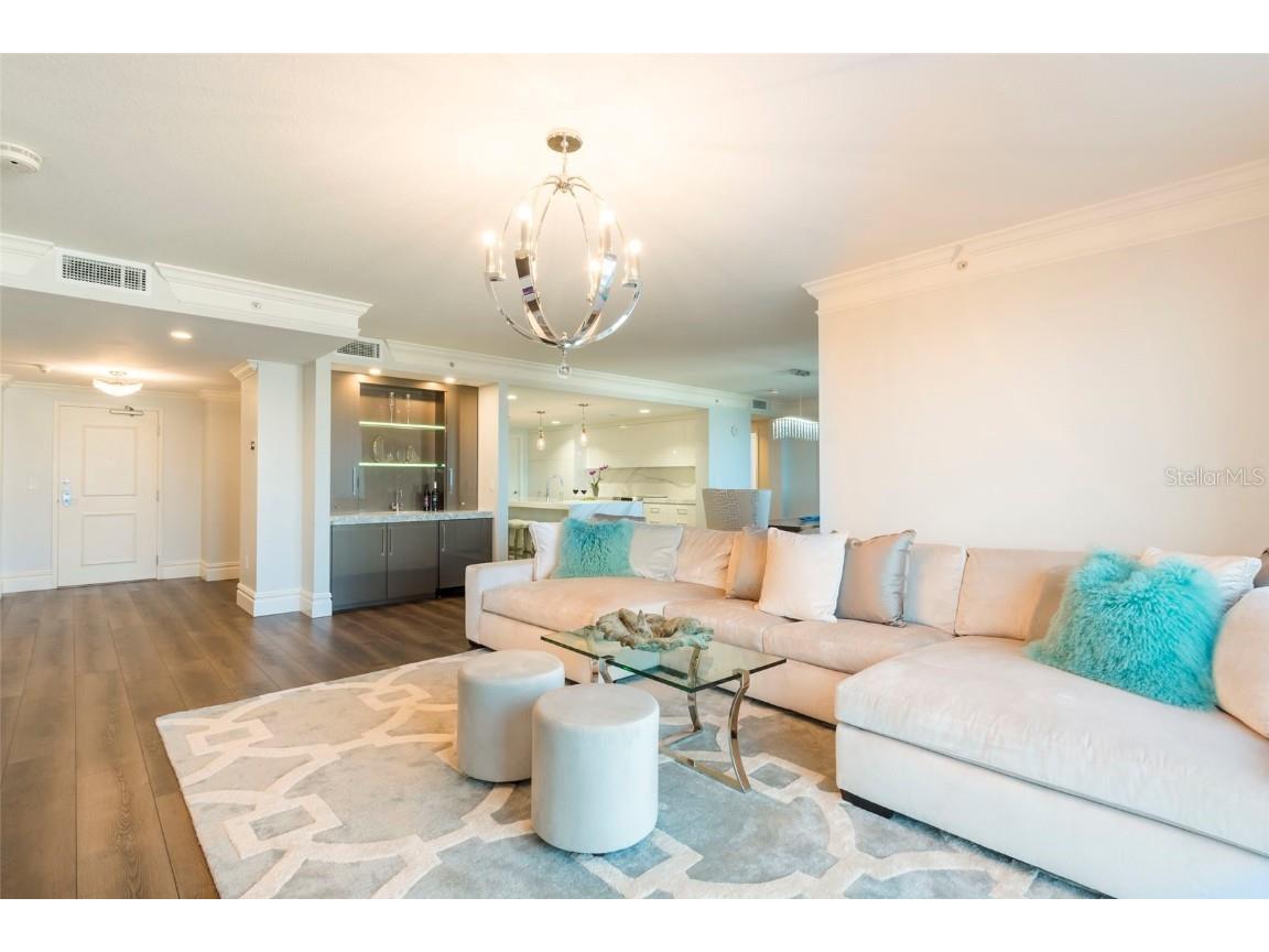 301 S Gulfview Boulevard #304 Clearwater Beach FL 33767 TB8384513 image6