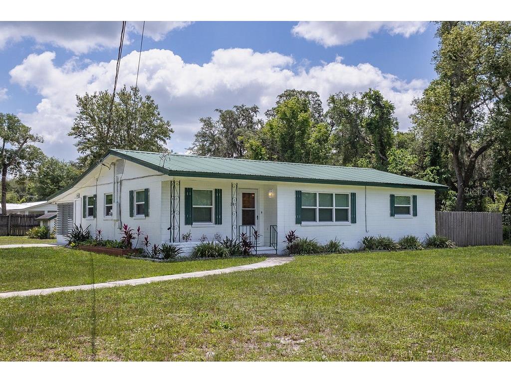 301 S Kepler Road Deland FL 32724 V4929619 image1