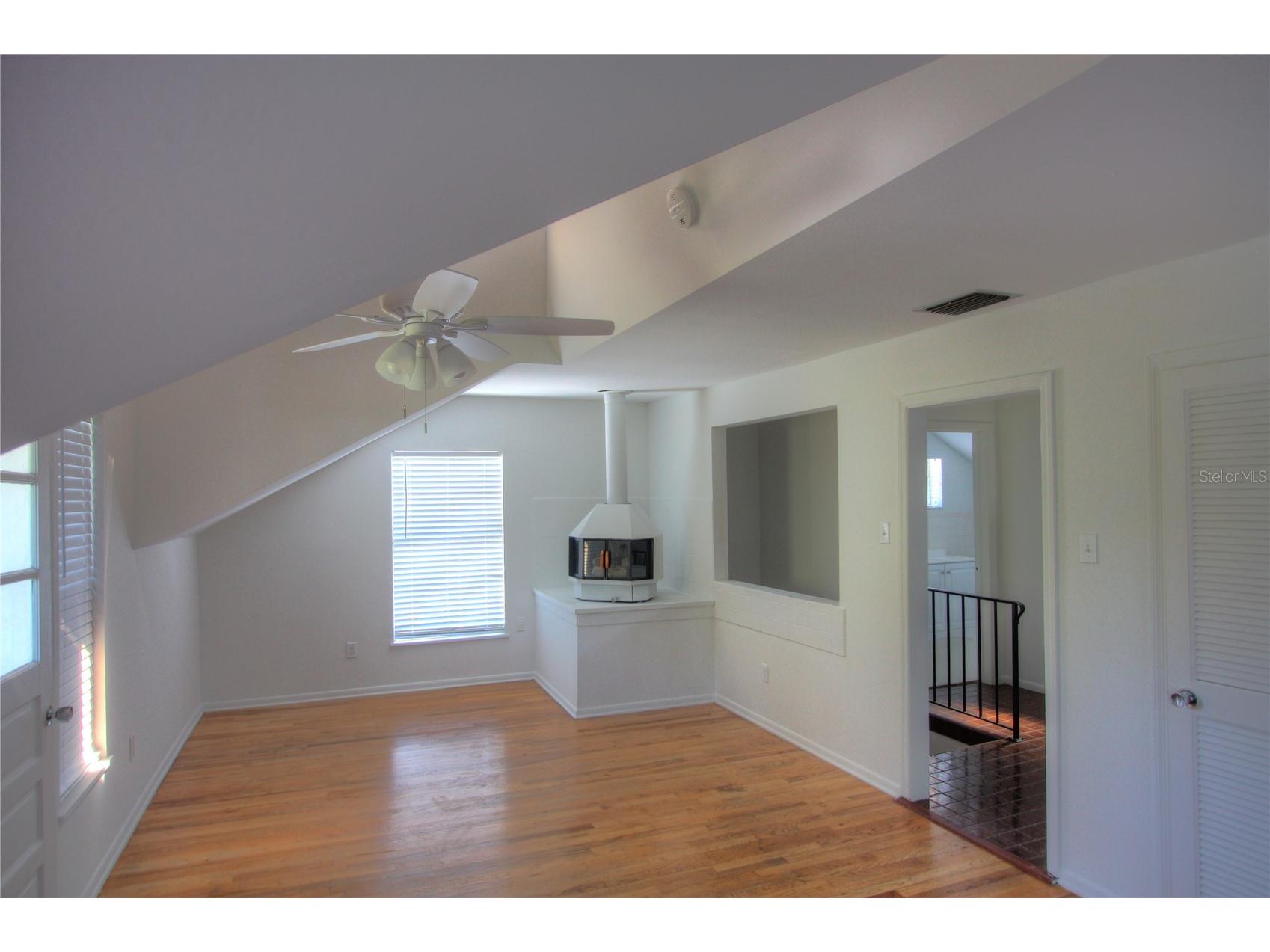301 S Osprey Avenue Sarasota FL 34236 A4680127 image5