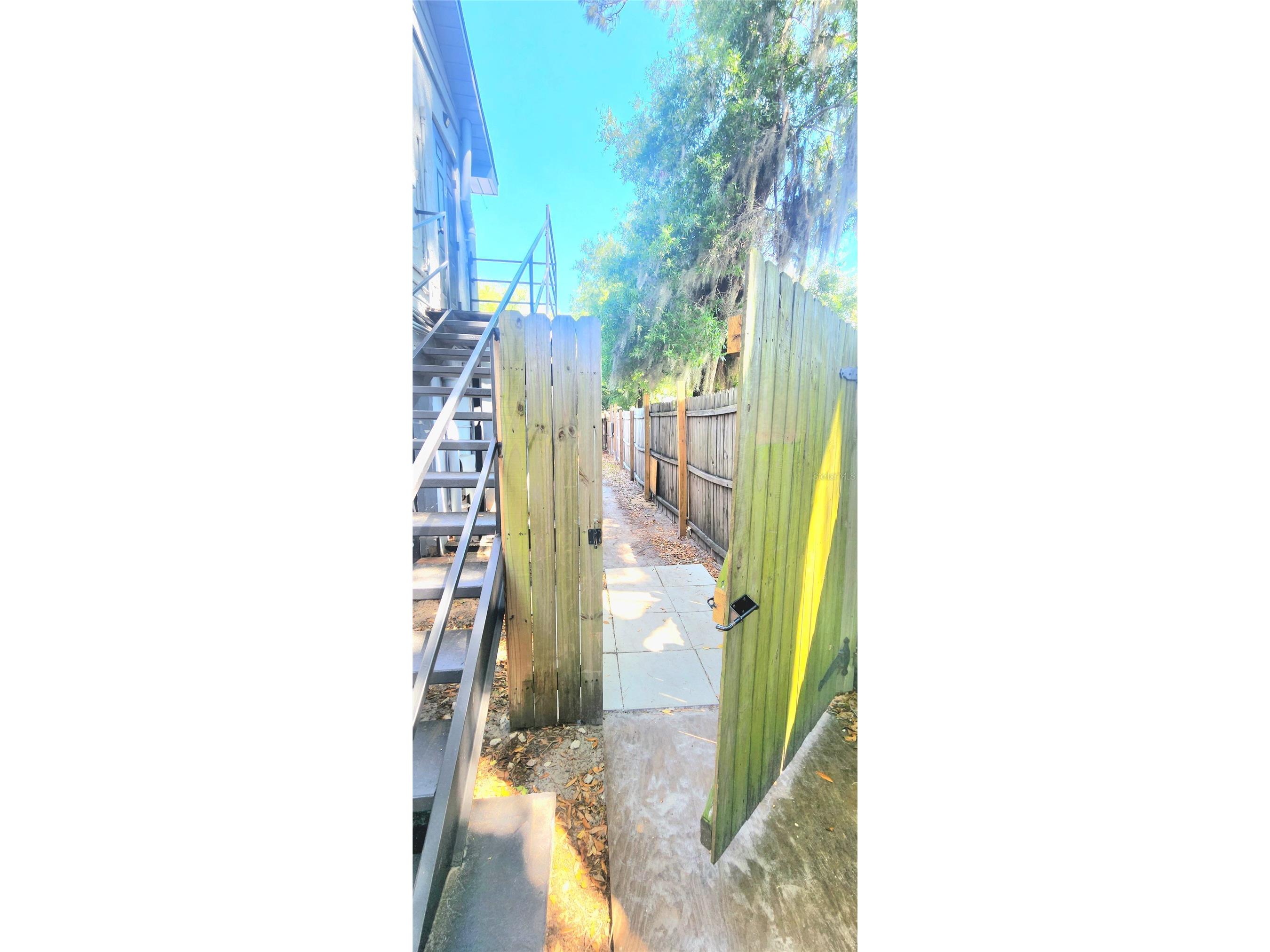 301 SE Avenue B #2 Winter Haven FL 33880 O6400322 image3