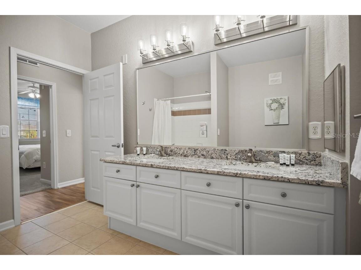 301 Terrace Ridge Circle #301 Davenport FL 33896 P4937105 image23