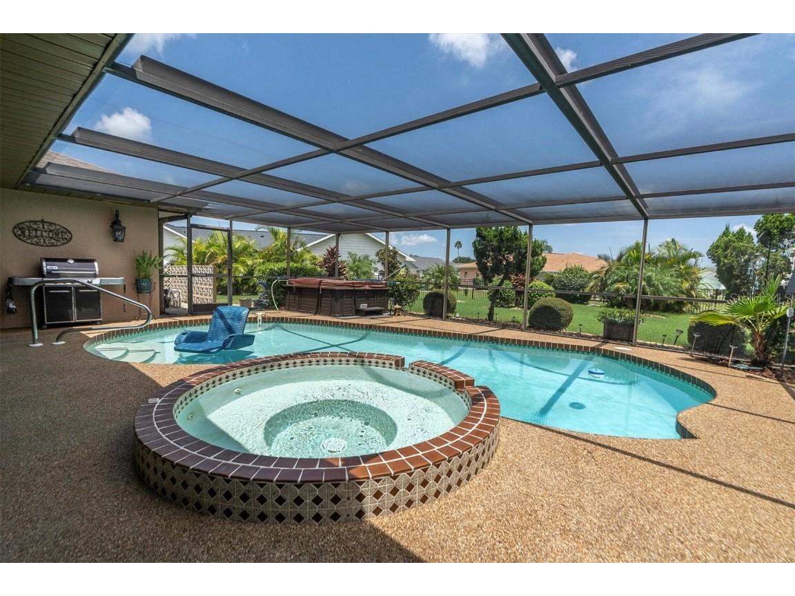 301 Thorn Hill Place Sun City Center FL 33573 C7515255 image26