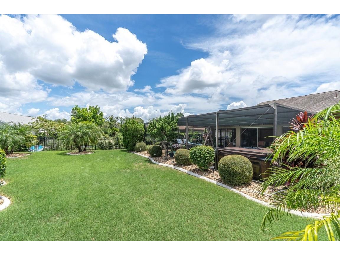 301 Thorn Hill Place Sun City Center FL 33573 C7515255 image33