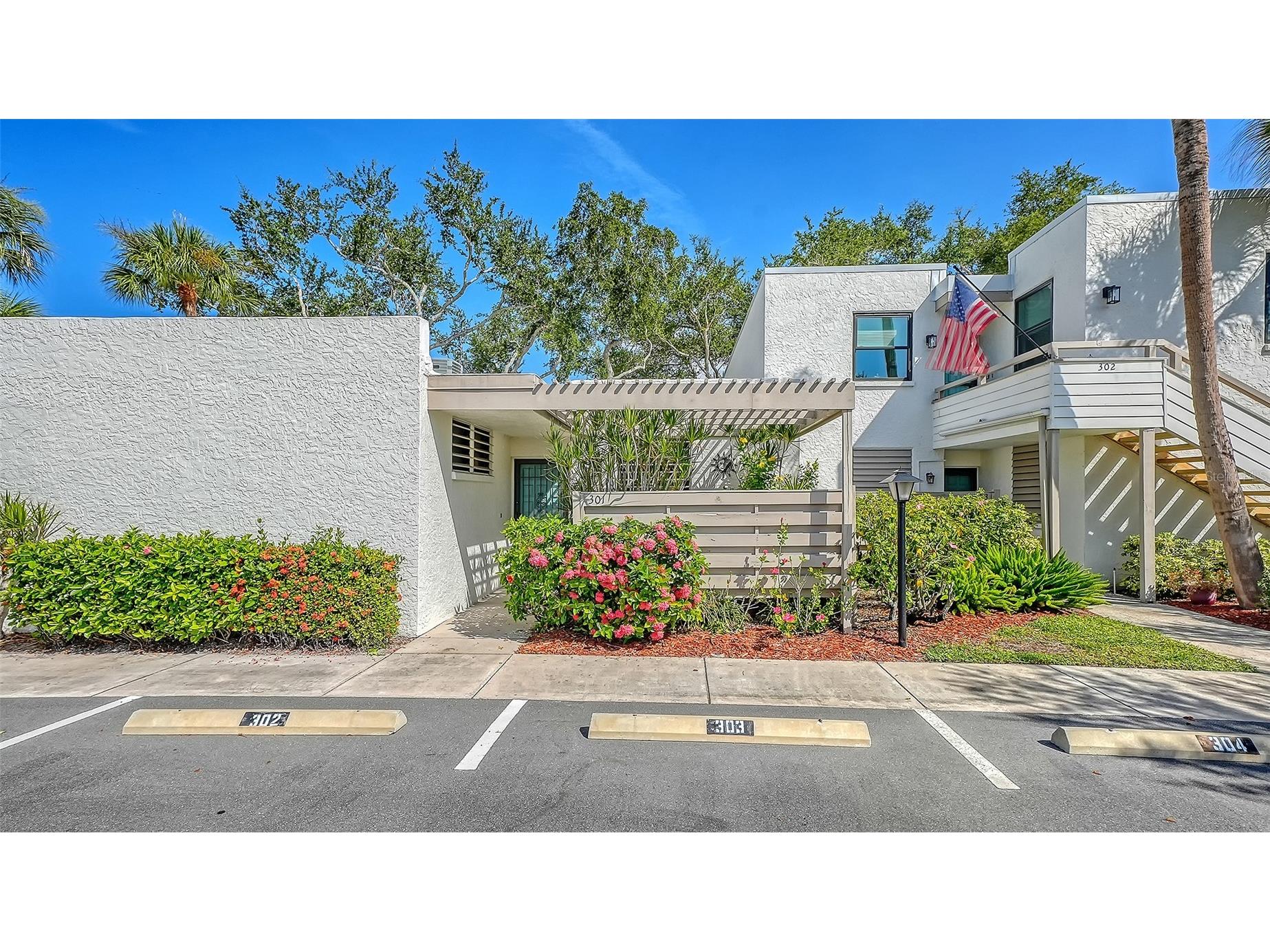 301 Timberlake Drive Bradenton FL 34210 A4699896 image2