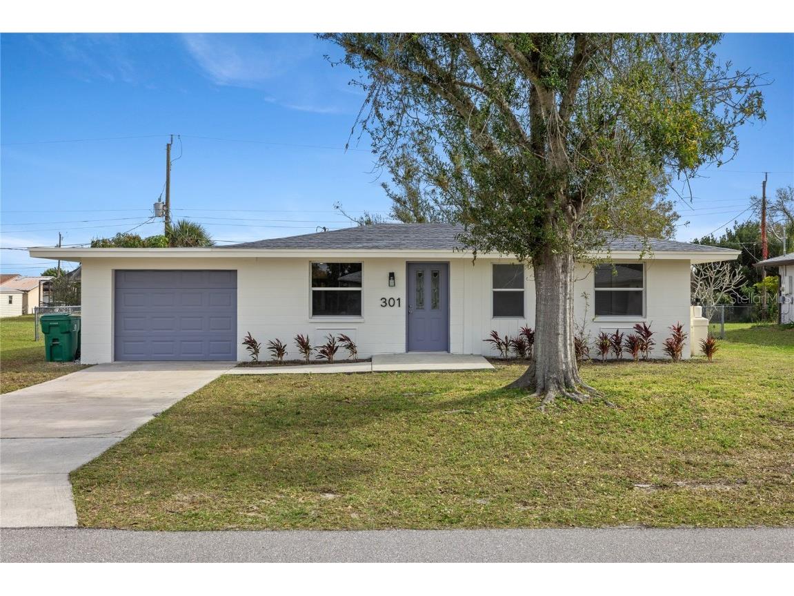 301 Timbruce Lane NW Port Charlotte FL 33952 D6134073 image1