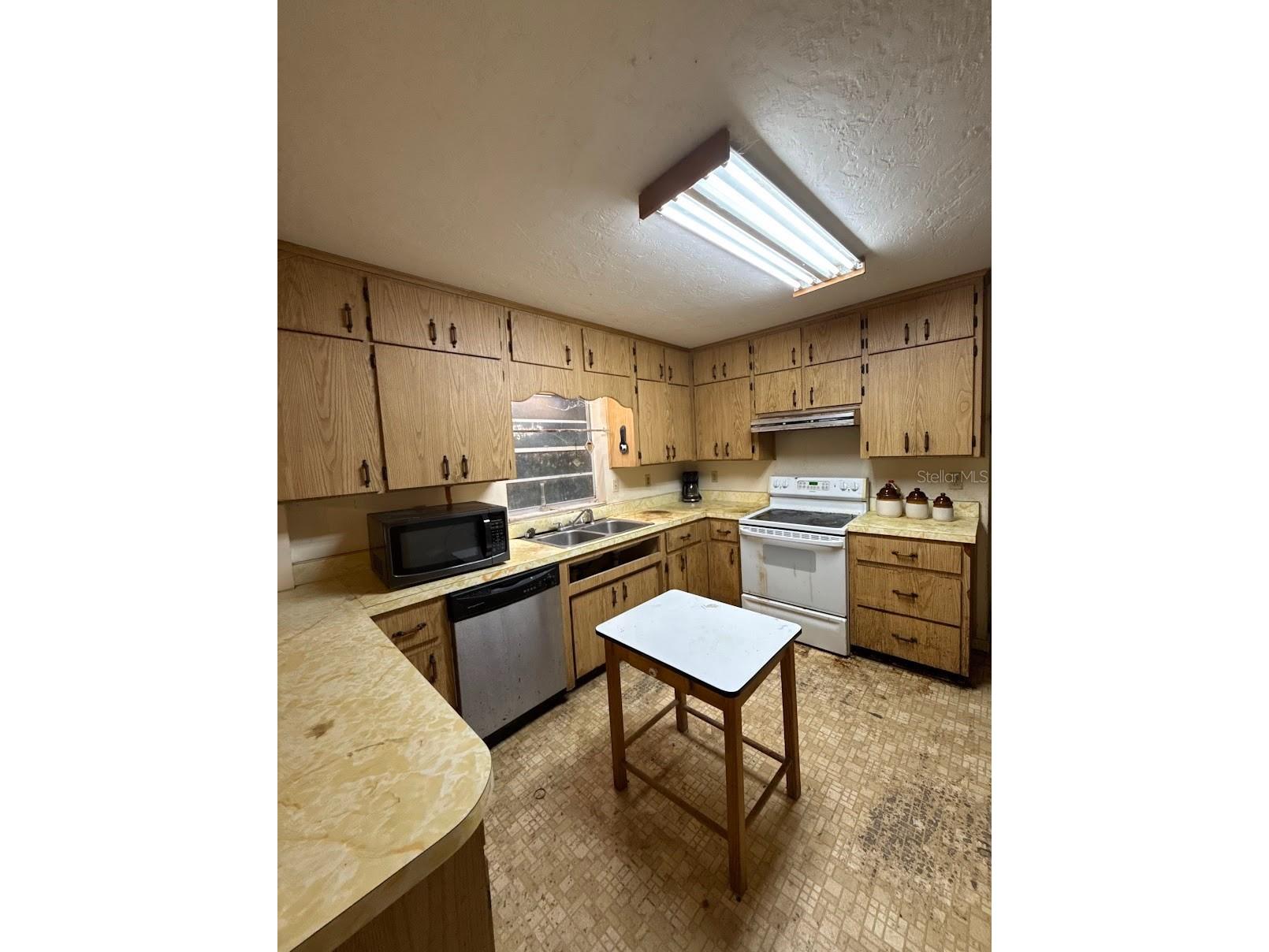 301 W Lemon Street Bowling Green FL 33834 P4939254 image1
