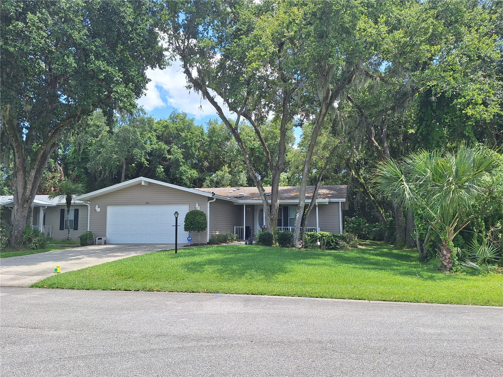301 Water Landing Drive Oak Hill FL 32759 NS1088722 image1