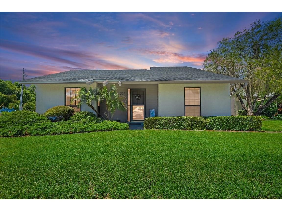 301 Windrush Loop Tarpon Springs FL 34689 TB8390485 image1