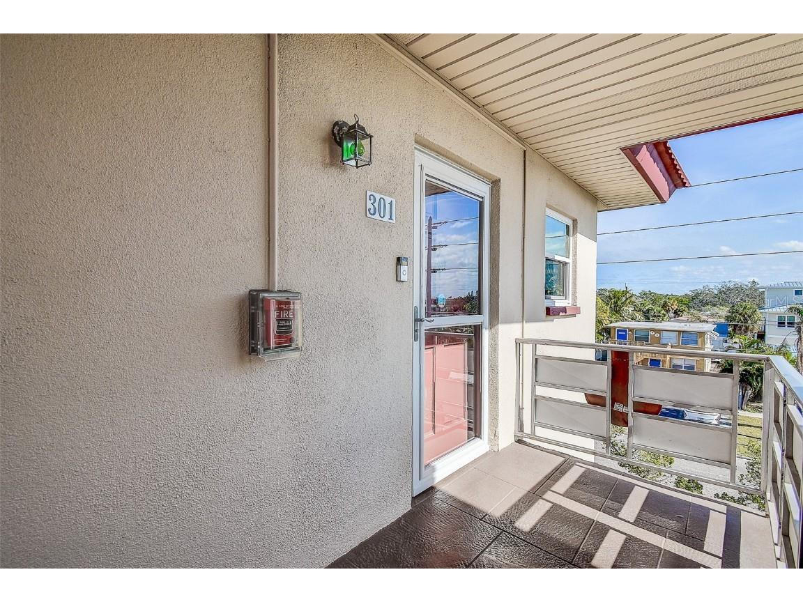 3010 59th Street S #301 Gulfport FL 33707 TB8458044 image2