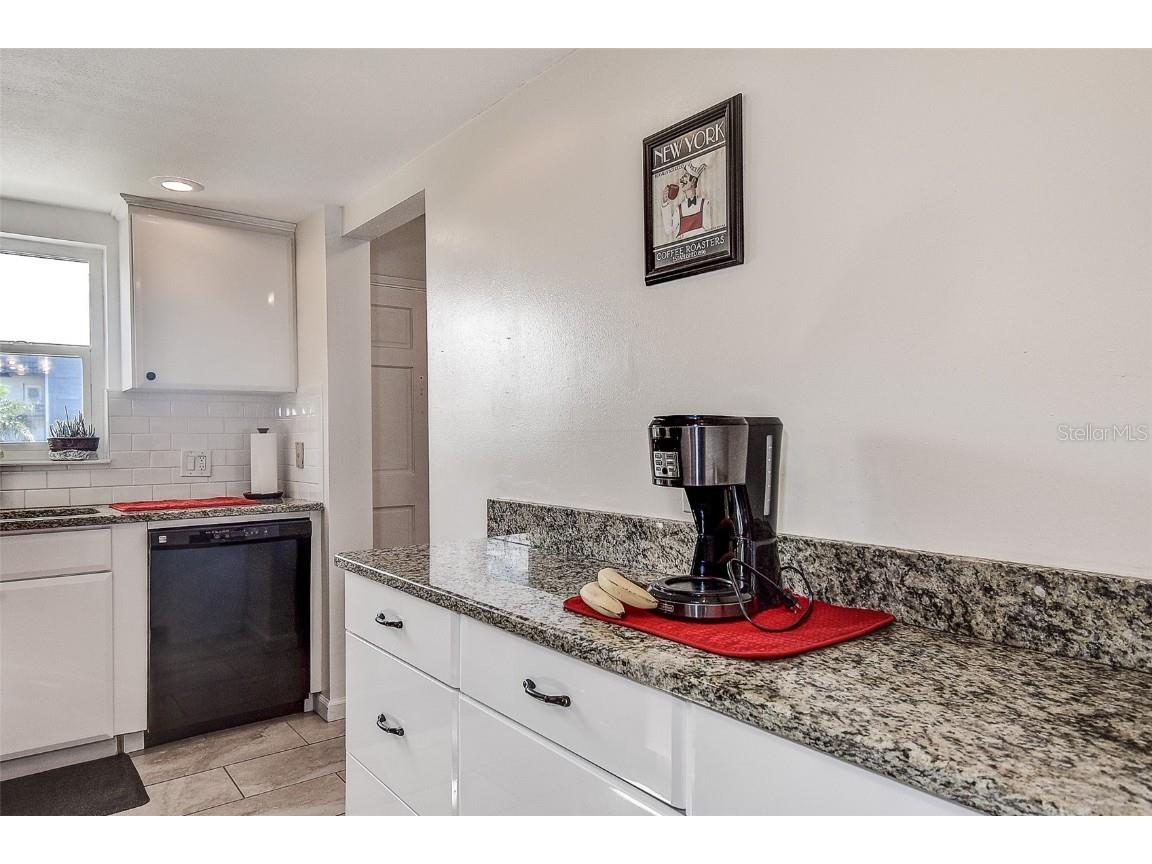 3010 59th Street S #301 Gulfport FL 33707 TB8458044 image5