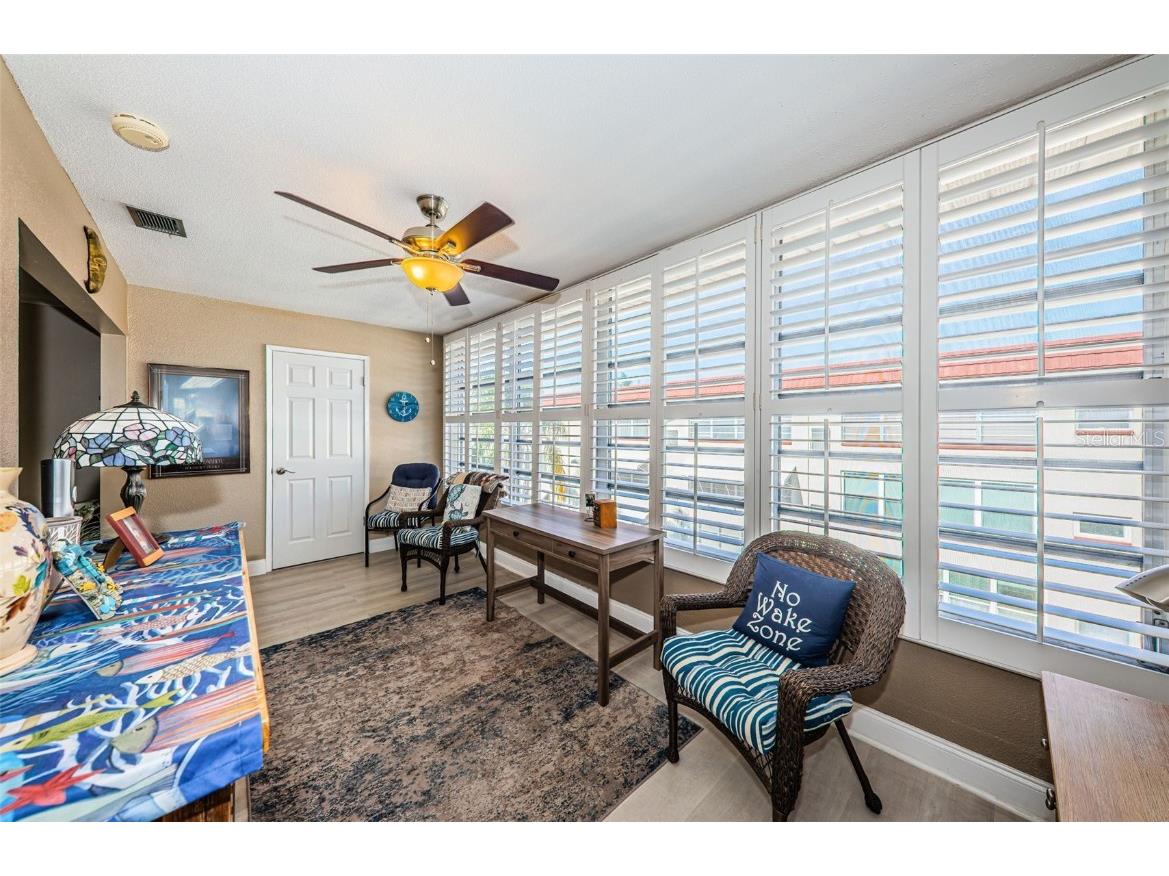 3010 59th Street S #302 Gulfport FL 33707 TB8456837 image19