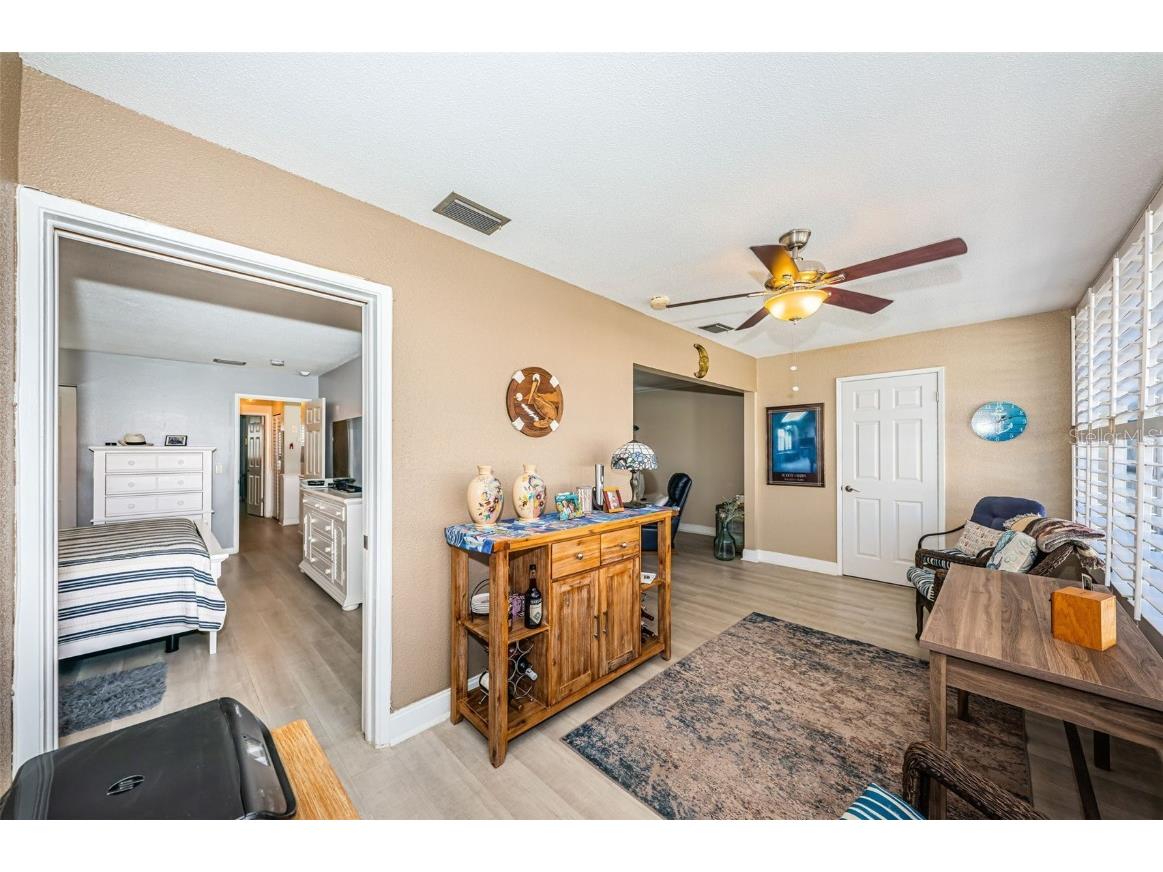 3010 59th Street S #302 Gulfport FL 33707 TB8456837 image20