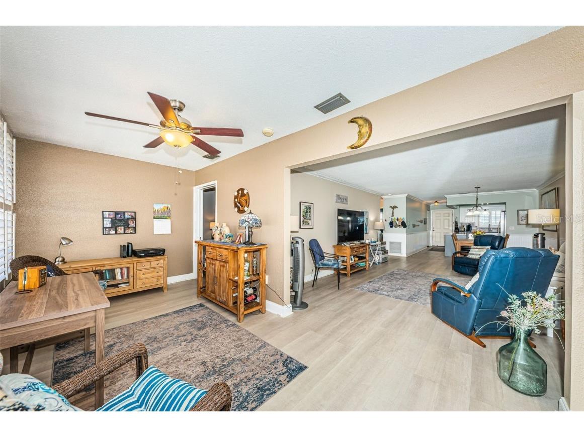 3010 59th Street S #302 Gulfport FL 33707 TB8456837 image21