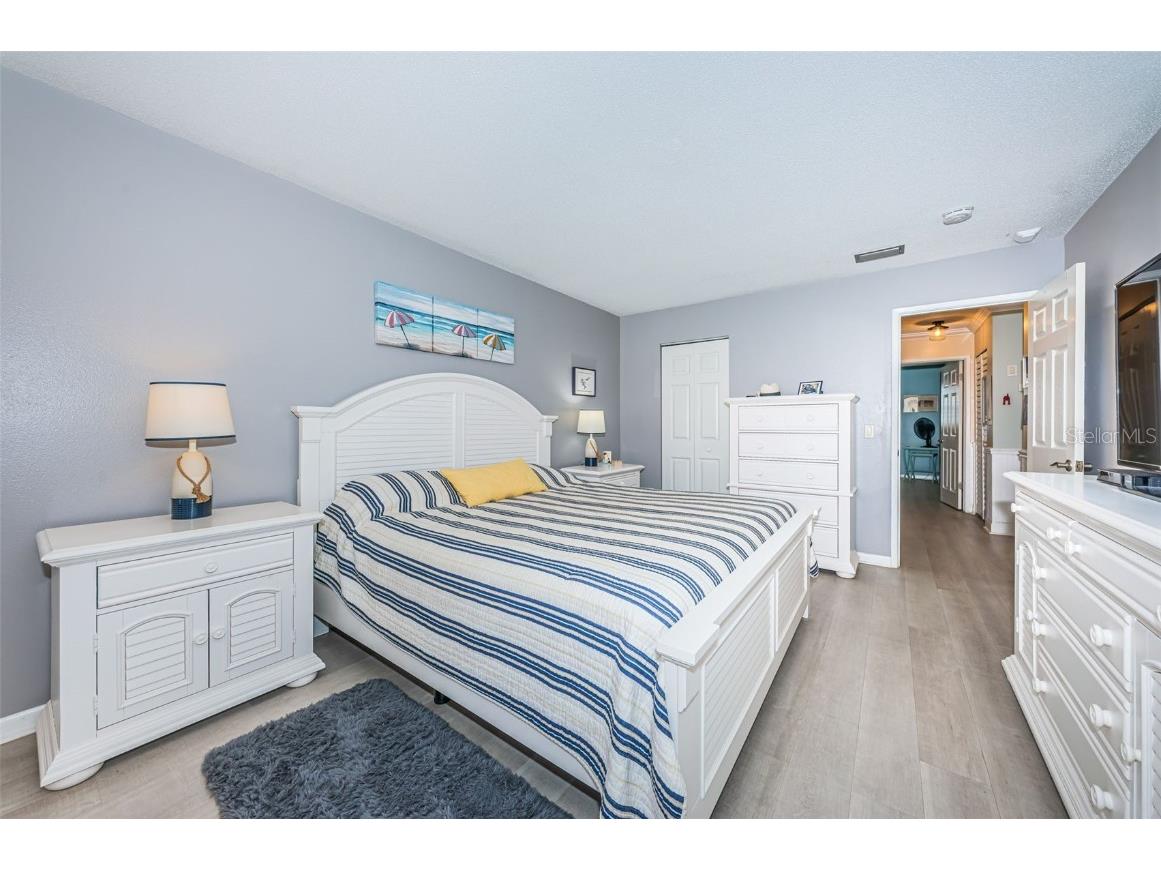 3010 59th Street S #302 Gulfport FL 33707 TB8456837 image23