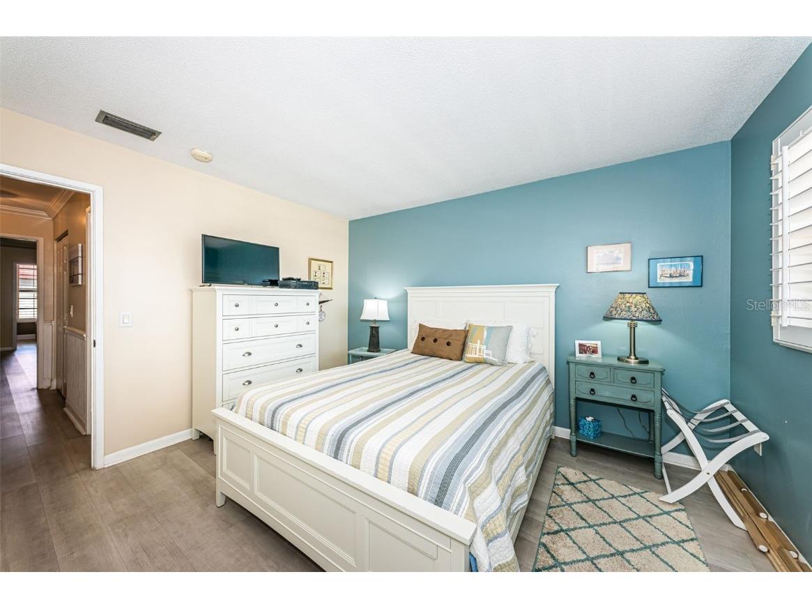 3010 59th Street S #302 Gulfport FL 33707 TB8456837 image29