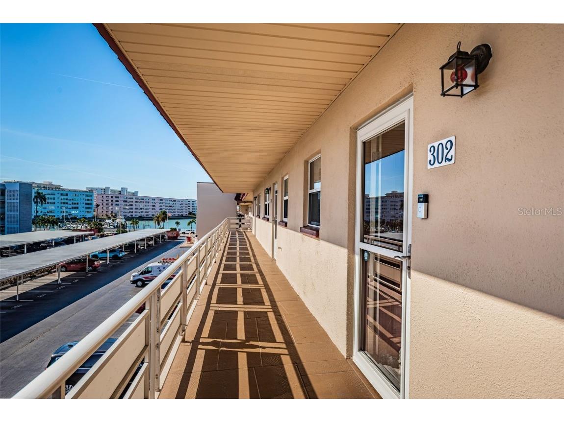 3010 59th Street S #302 Gulfport FL 33707 TB8456837 image33