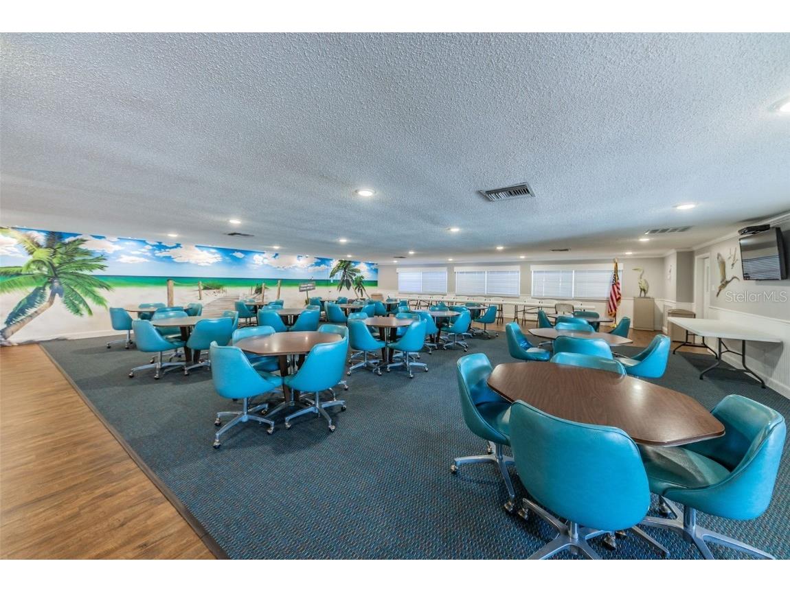 3010 59th Street S #302 Gulfport FL 33707 TB8456837 image40