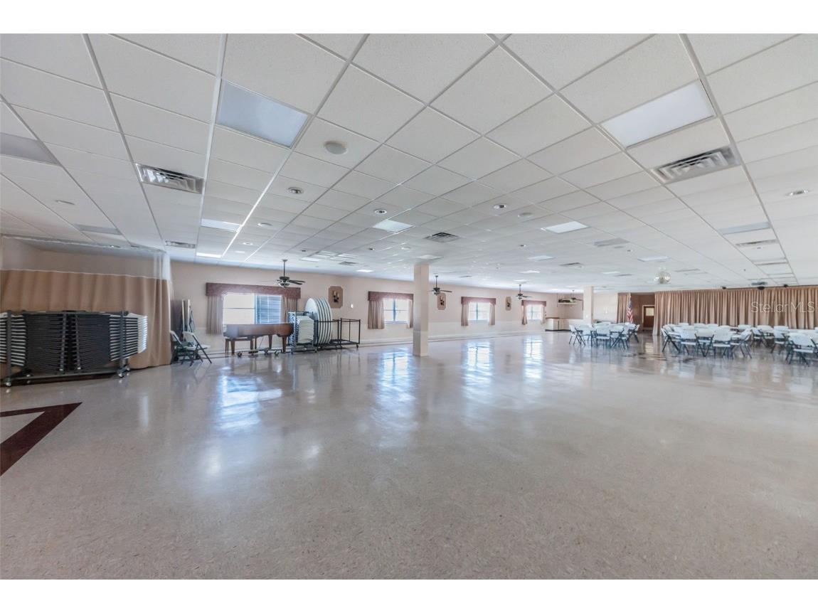 3010 59th Street S #302 Gulfport FL 33707 TB8456837 image45